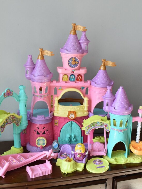 vtech Other - Vtech Go Go Smart Friends Enchanted Princess Castle Doors Opens Manually w/ Box